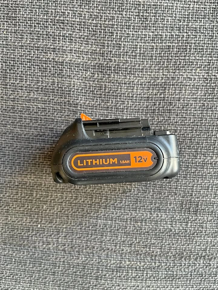 12V Black & Decker Battery and charger for Power Tools