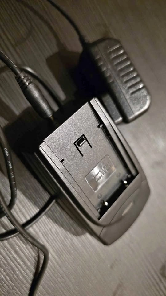 Olympus li-40b charger
