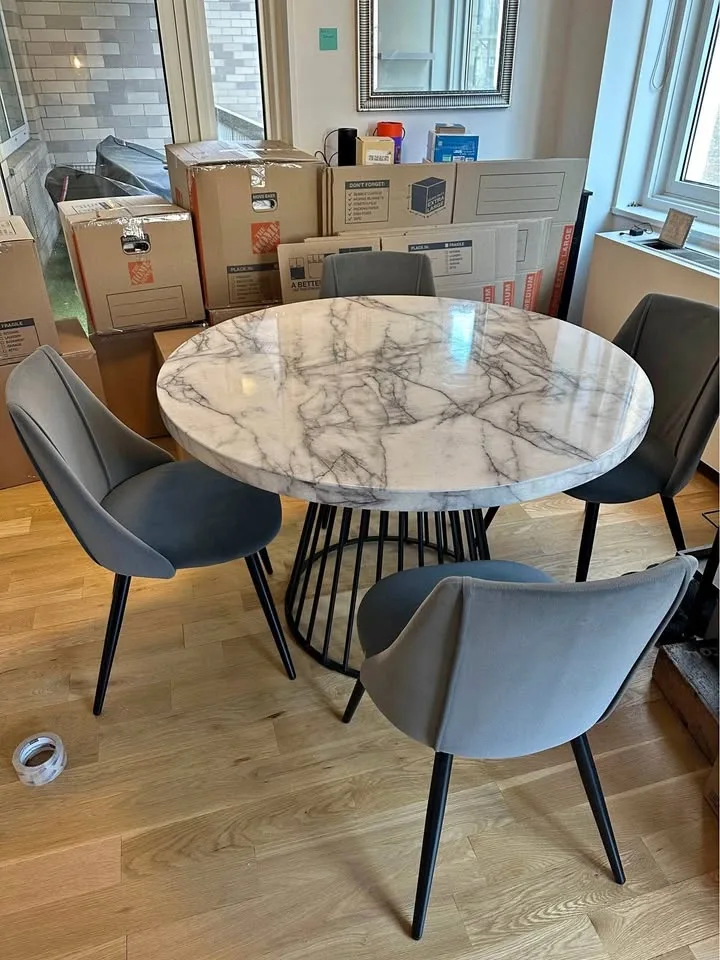 MUST GO BY 29APR - Kitchen table