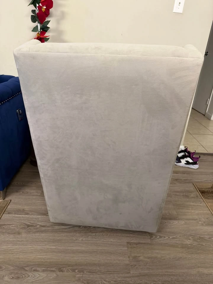 Light Grey Rocking Nursery Chair - photo 2
