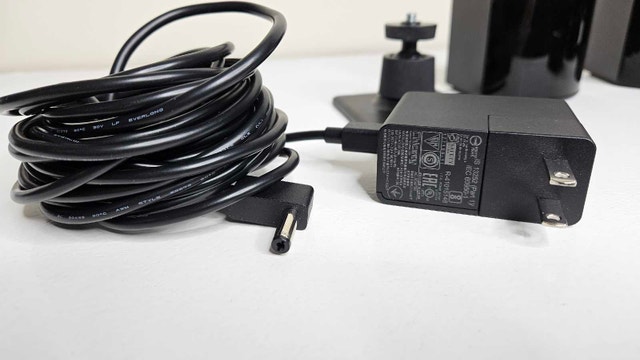 Steam VR Lighthouse 2.0 Base Stations - Valve Index - photo 2