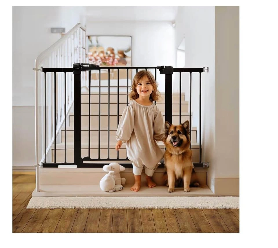 Babelio Black Baby Gate 29-55in
