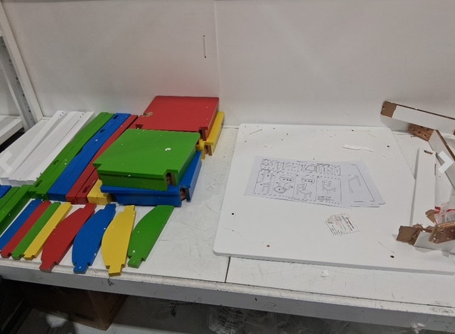 Kids Table and Chairs - photo 2
