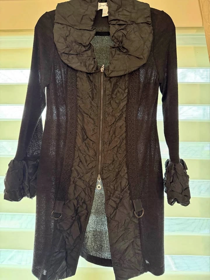 Joseph Ribbkoff Size 8