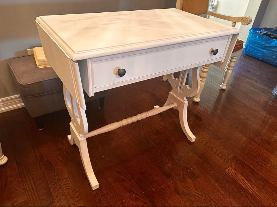 Antique Desk / Vanity - photo 2