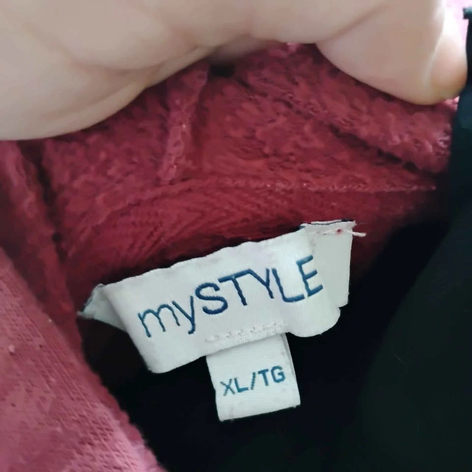 Ladies Burgundy Hoodie 🌱 - photo 3