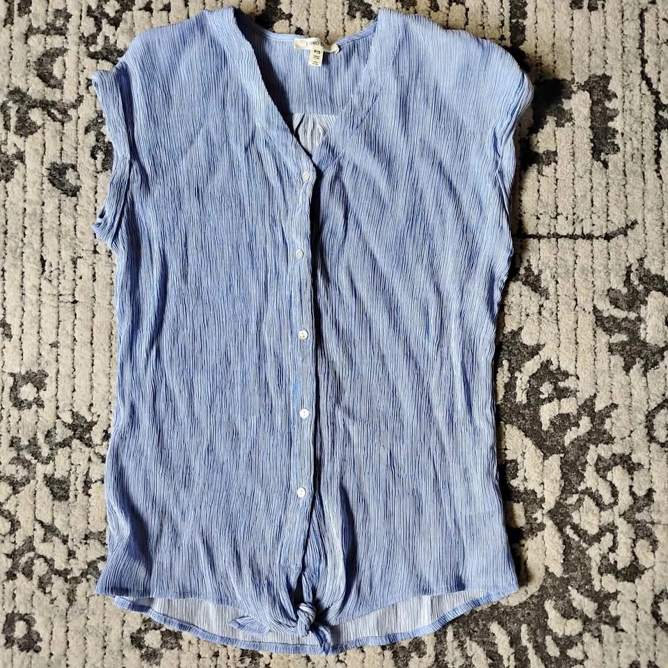 Ladies Como Blu Blue and White Sleeveless Top 🌱