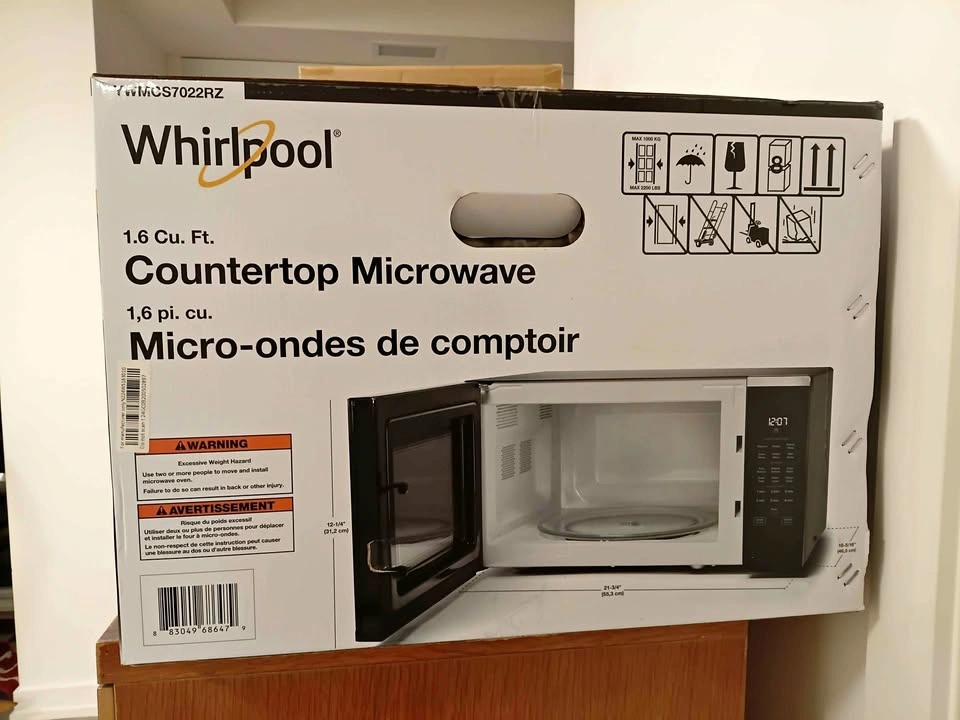 Brand New Whirlpool Countertop Microwave – 1.6 Cu. Ft. ✨