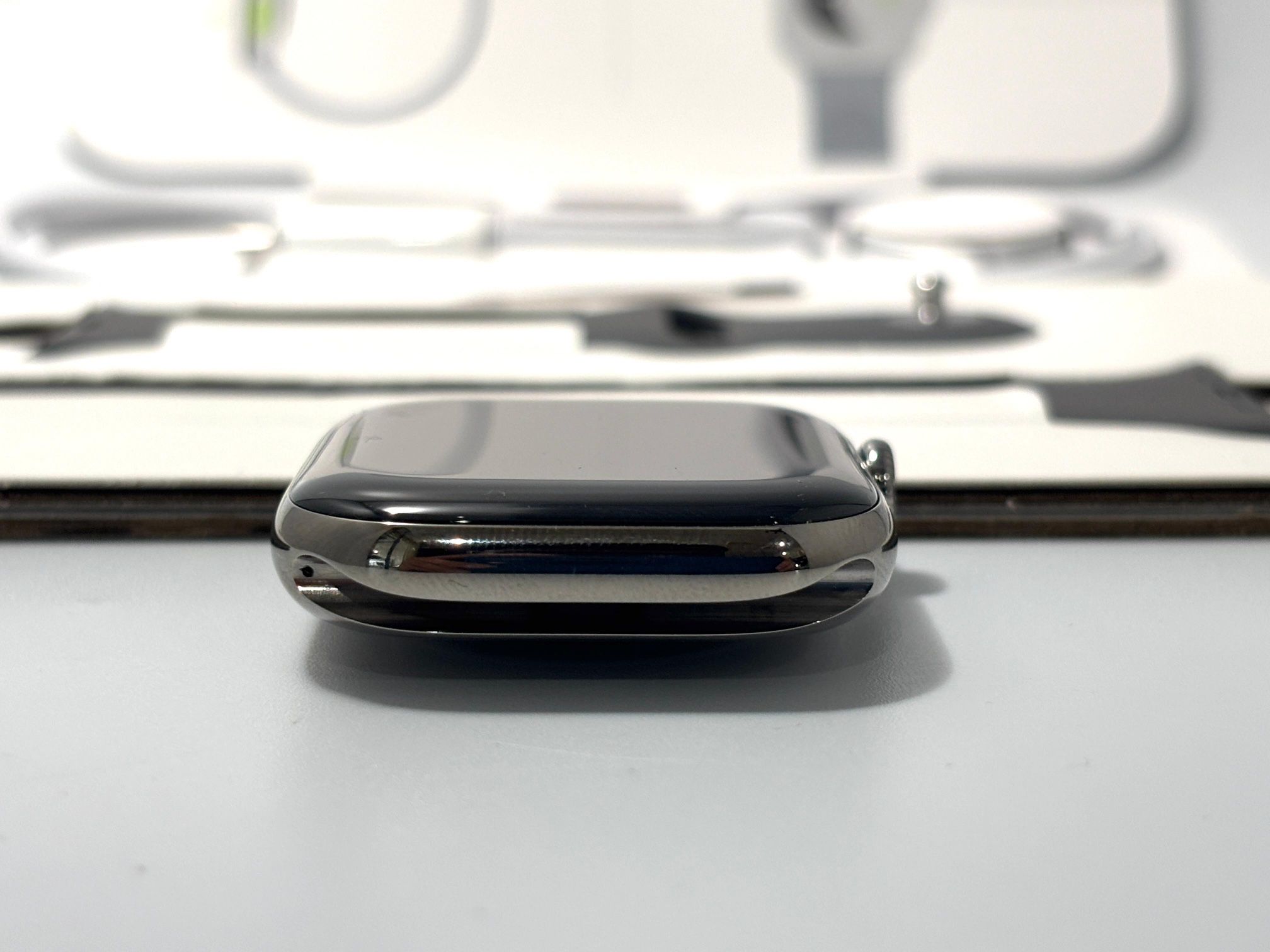 Apple Watch Series 10 46mm Titanium Like New $320 - photo 3