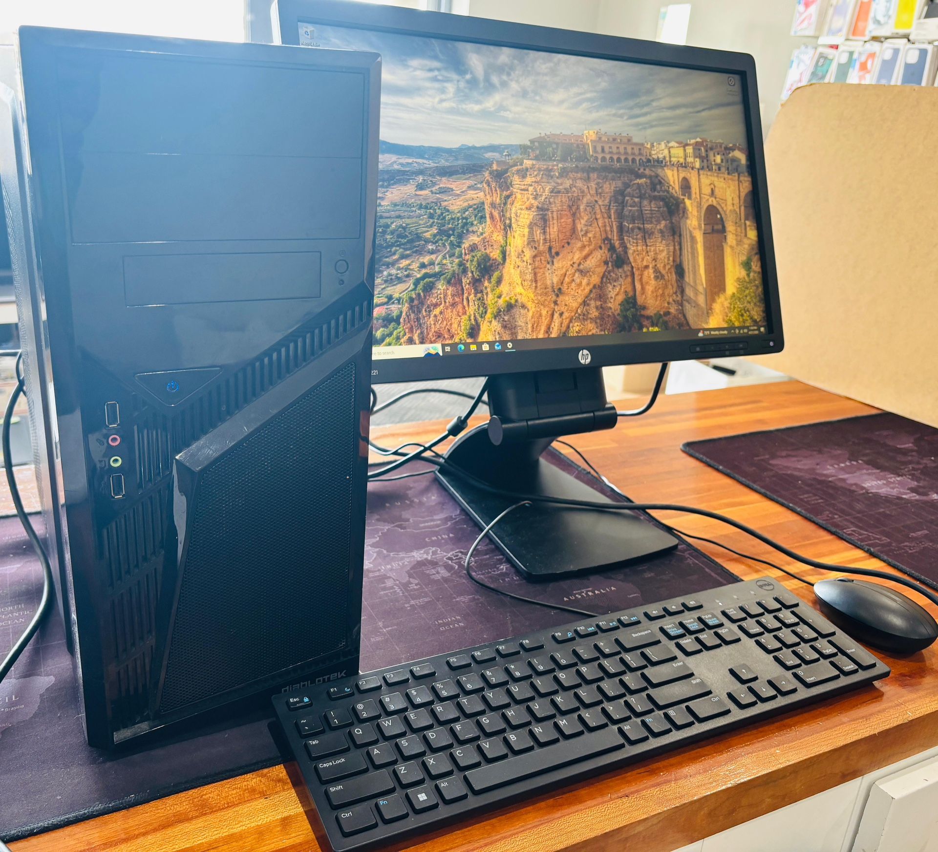 MS-7576 Desktop PC - AMD Phenom, 8GB RAM, 250GB SSD, Win 10
