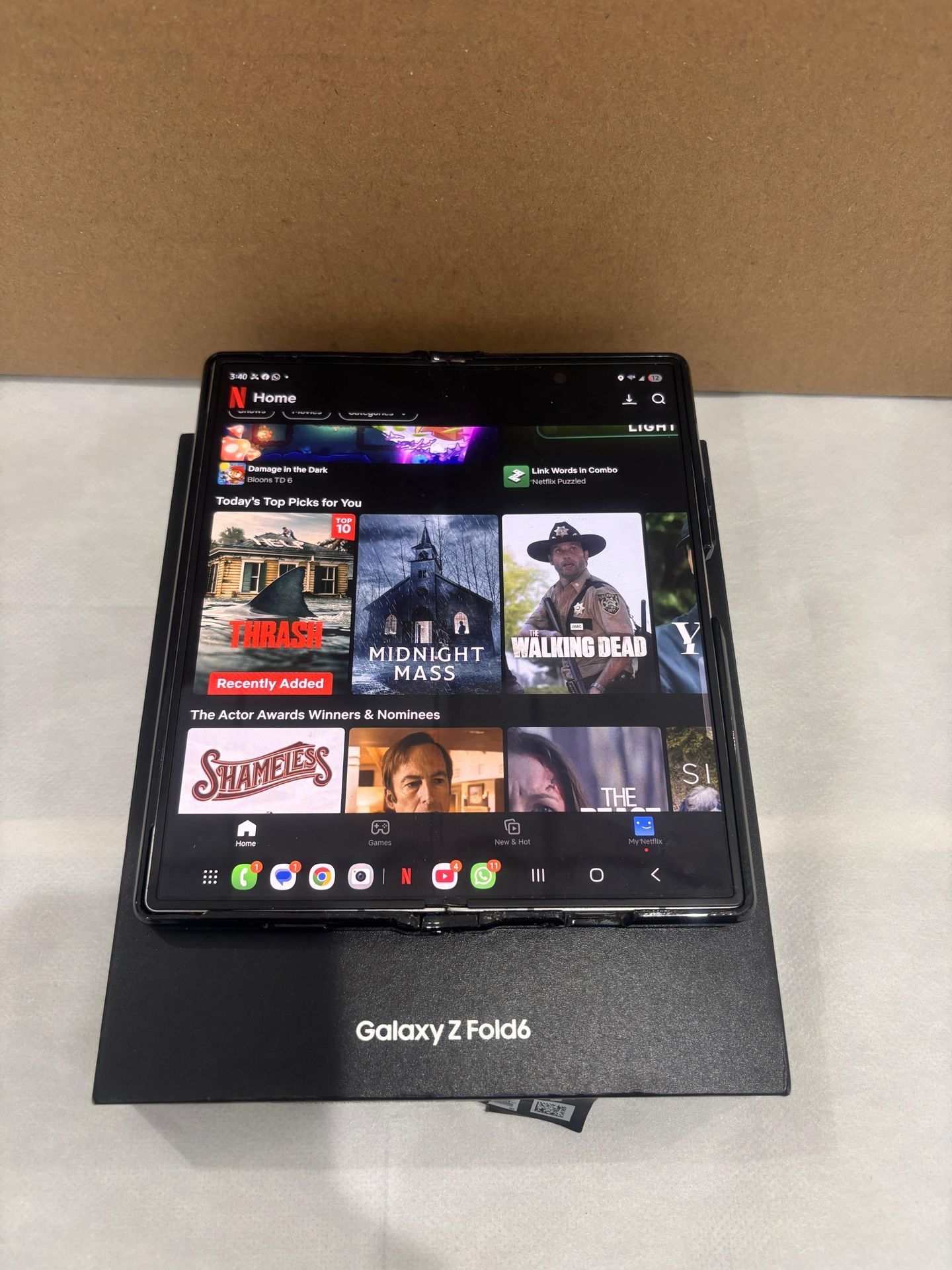 Samsung Galaxy Z Fold 6 512GB Factory Unlocked w/ Box - photo 4