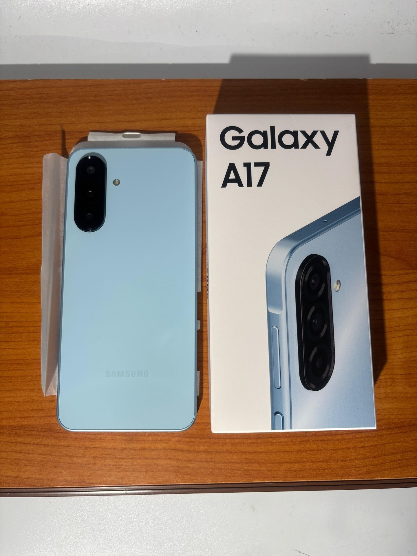 Samsung Galaxy A17 128GB Brand New Unlocked - photo 4