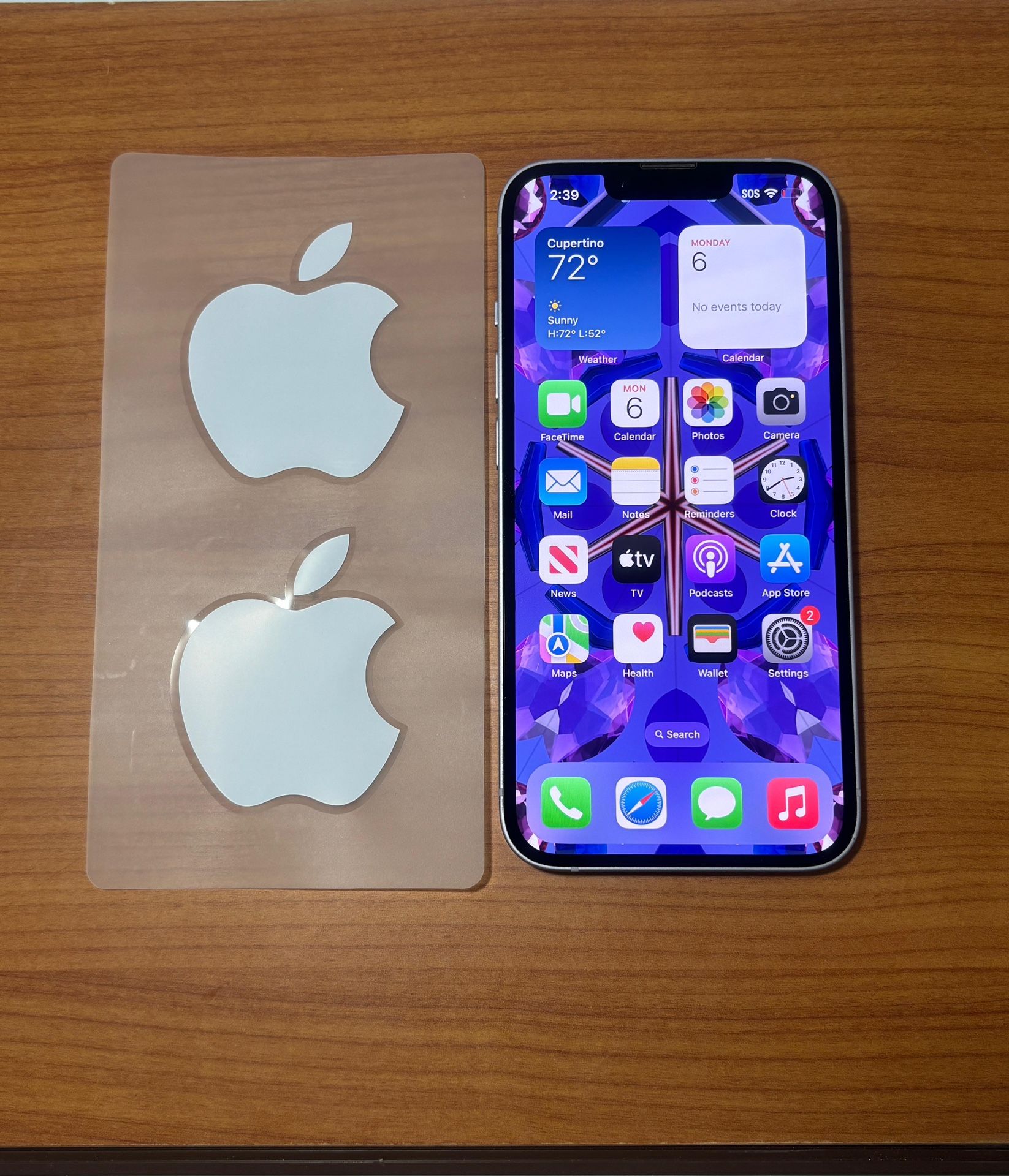 Apple iPhone 14 128GB Unlocked Starlight