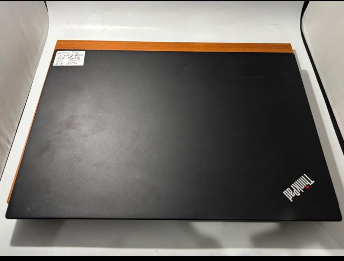 Lenovo T14S Touchscreen Laptop - Core i5, 16GB RAM, 512GB SSD - photo 3