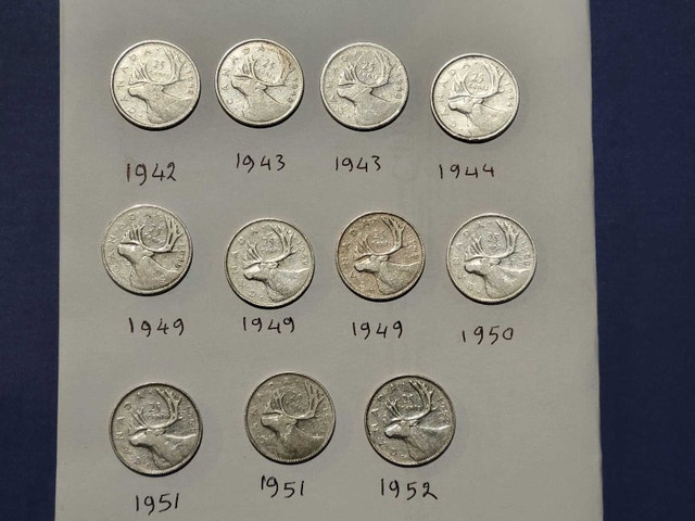 11 Canadian Silver Quarters (1942-1952) - photo 2