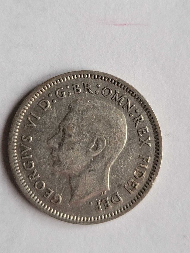 1951 Silver Australian Sixpence Coin - photo 2