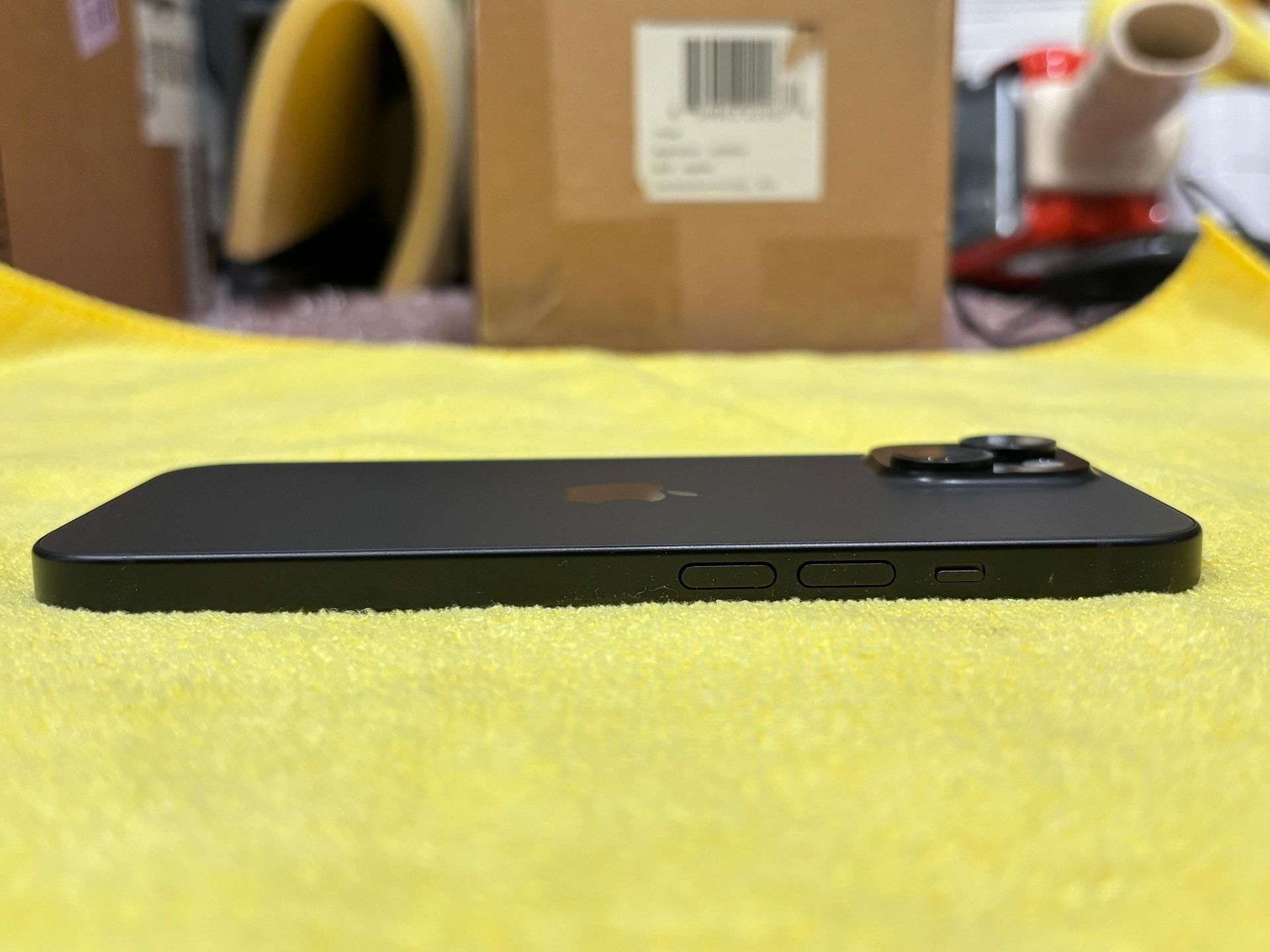 Apple iPhone 15 128GB Unlocked - photo 2