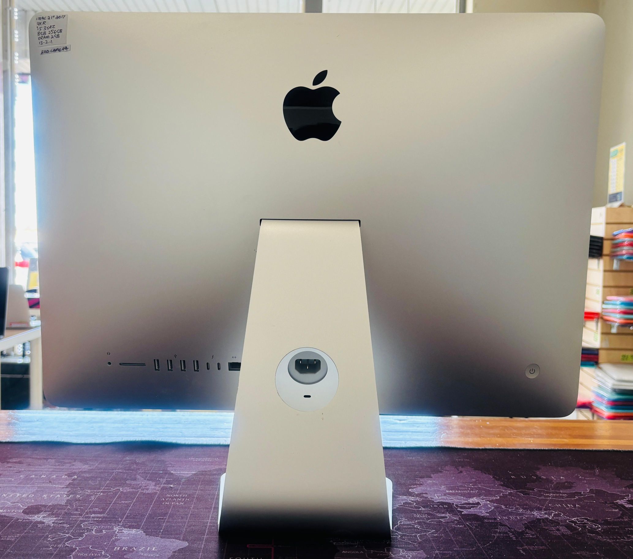 Apple iMac 21” Core i5 8GB 256GB - Bad Camera - photo 5