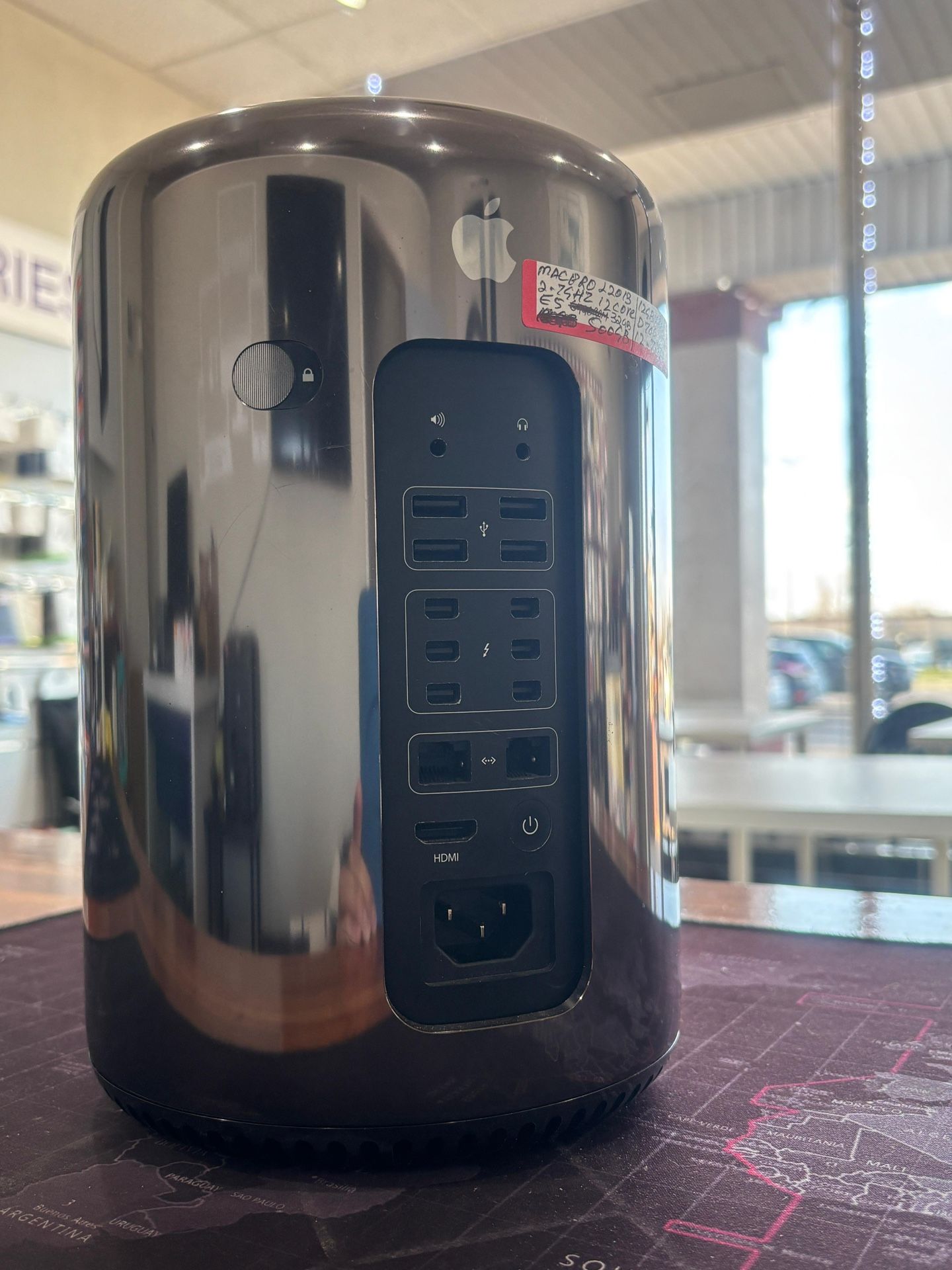 Apple Mac Pro 2.7GHz 12-Core Xeon E5 32GB 512GB FirePro D700 - photo 4