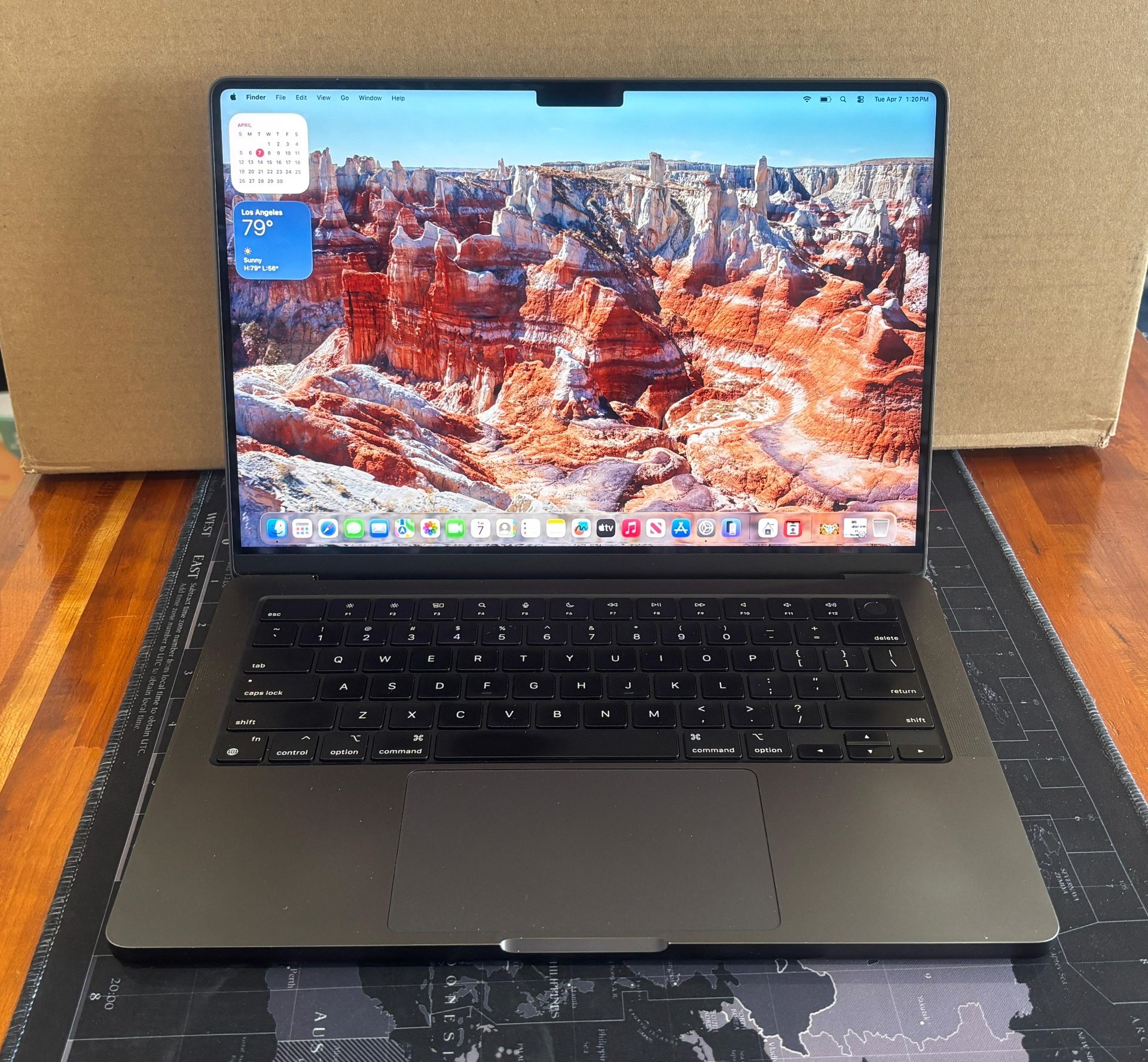 MacBook Pro 14-inch M3 Pro 18GB RAM 512GB SSD