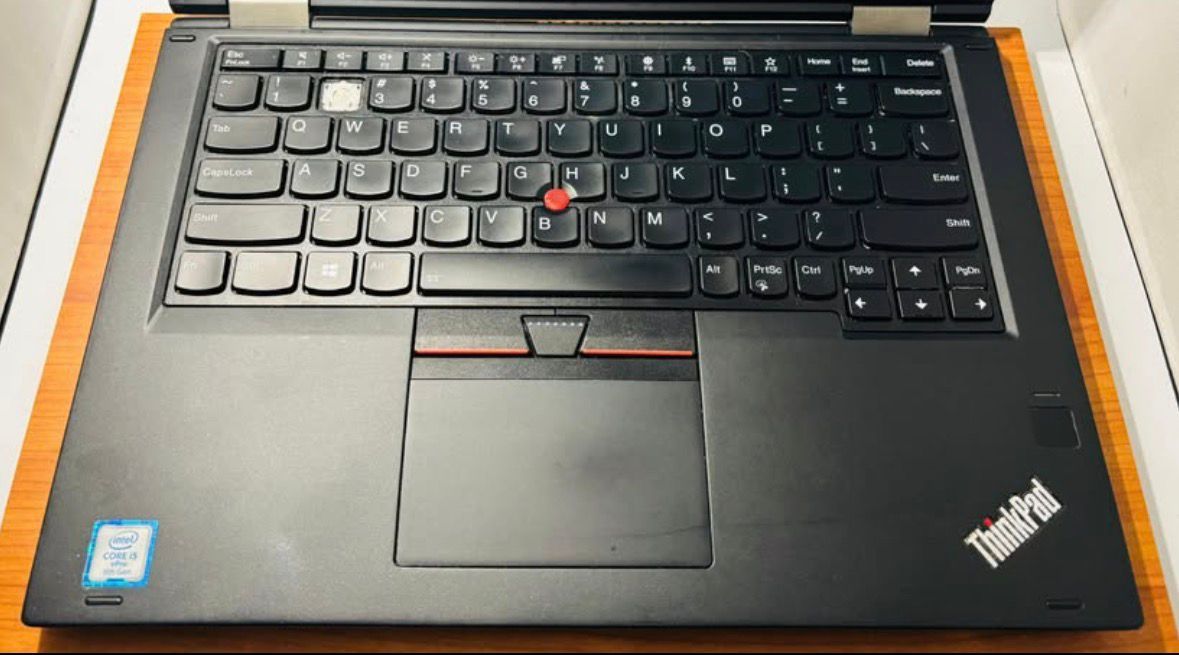 Lenovo Yoga X380 Laptop - Core i5, 8GB RAM, 250GB SSD, Win 11 - photo 5