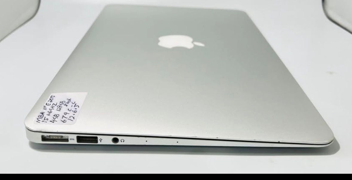 MacBook Air 11” 2015 4GB 128GB Monterey Low Price $170 - photo 2