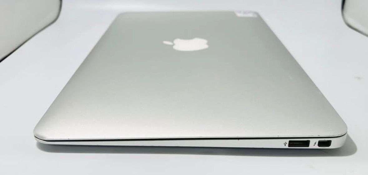 MacBook Air 11” 2015 4GB 128GB Monterey Low Price $170 - photo 4
