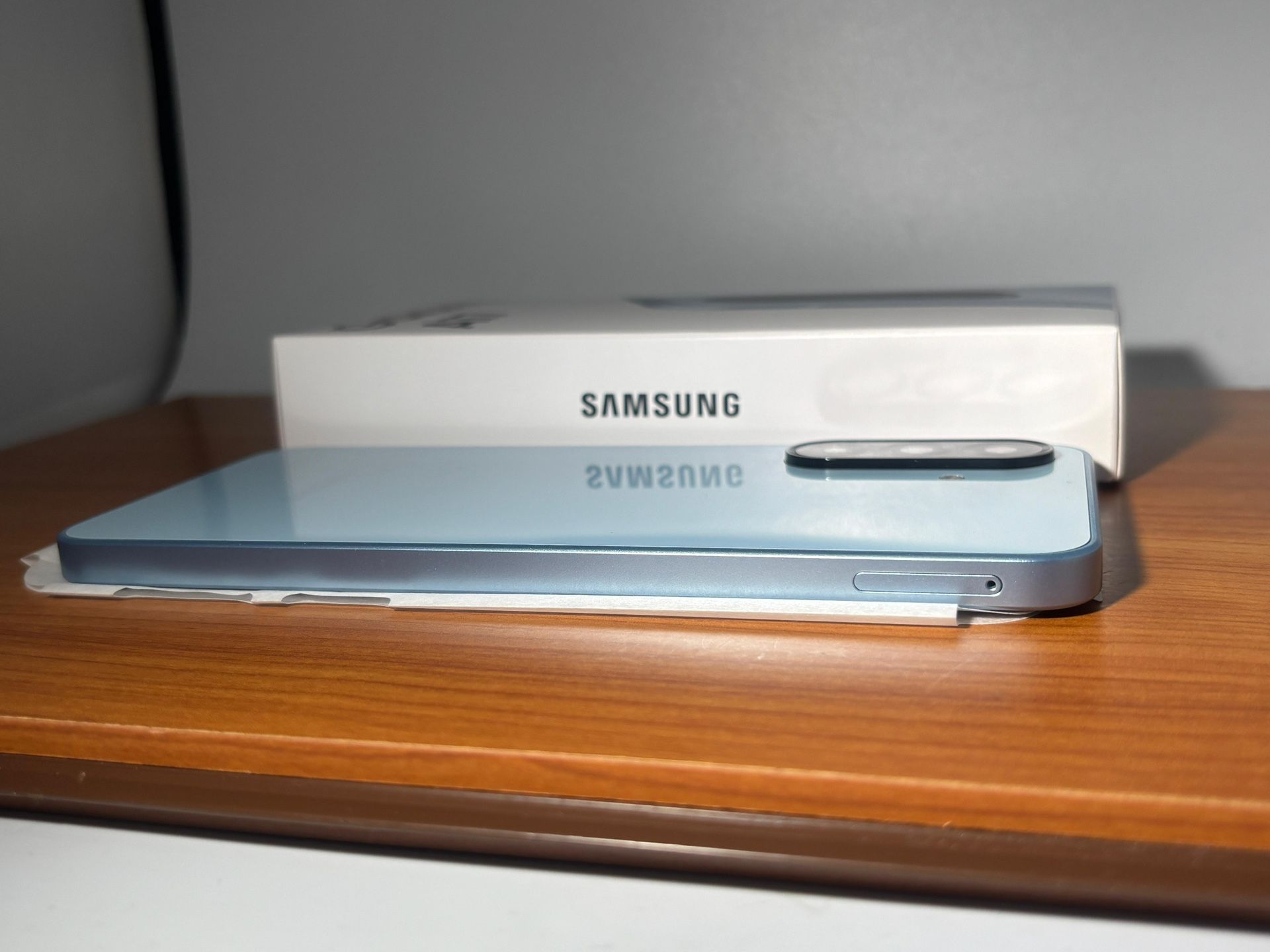 Samsung Galaxy A17 128GB Brand New - UNLOCKED - photo 2