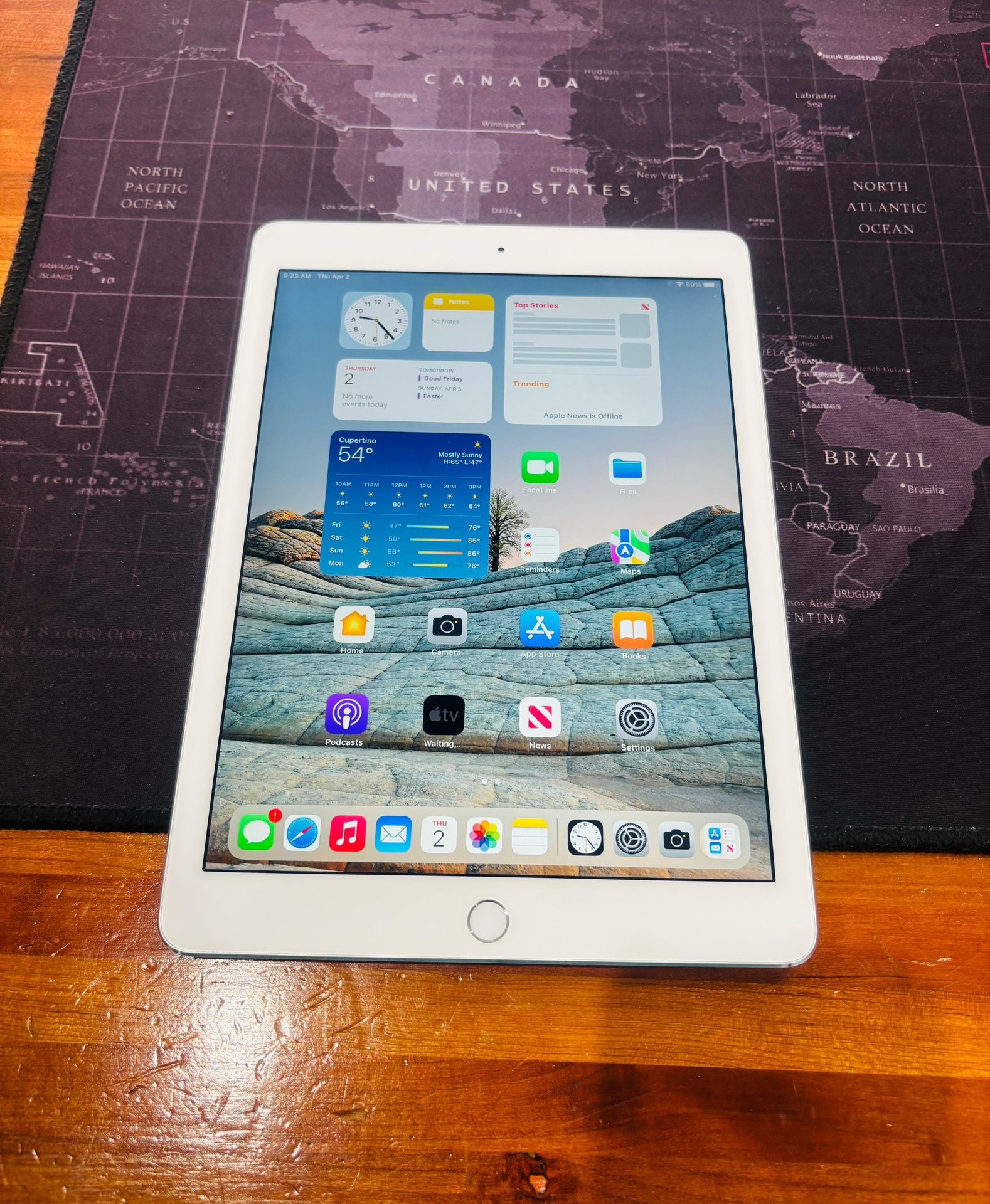 Apple iPad Air 2 16GB 9.7" Space Gray - Fully Functional