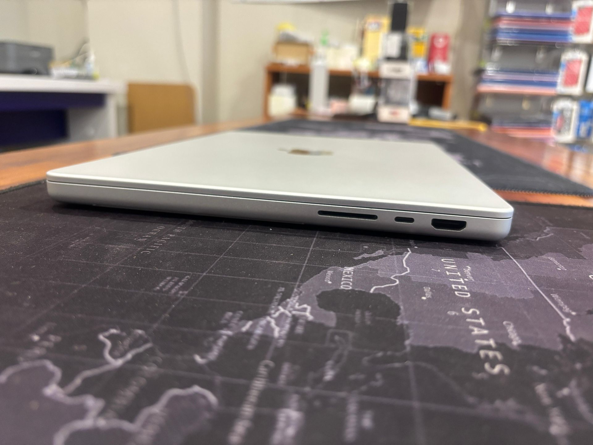 Apple MacBook Pro 14” M1 PRO 16GB 512GB Like New - photo 4