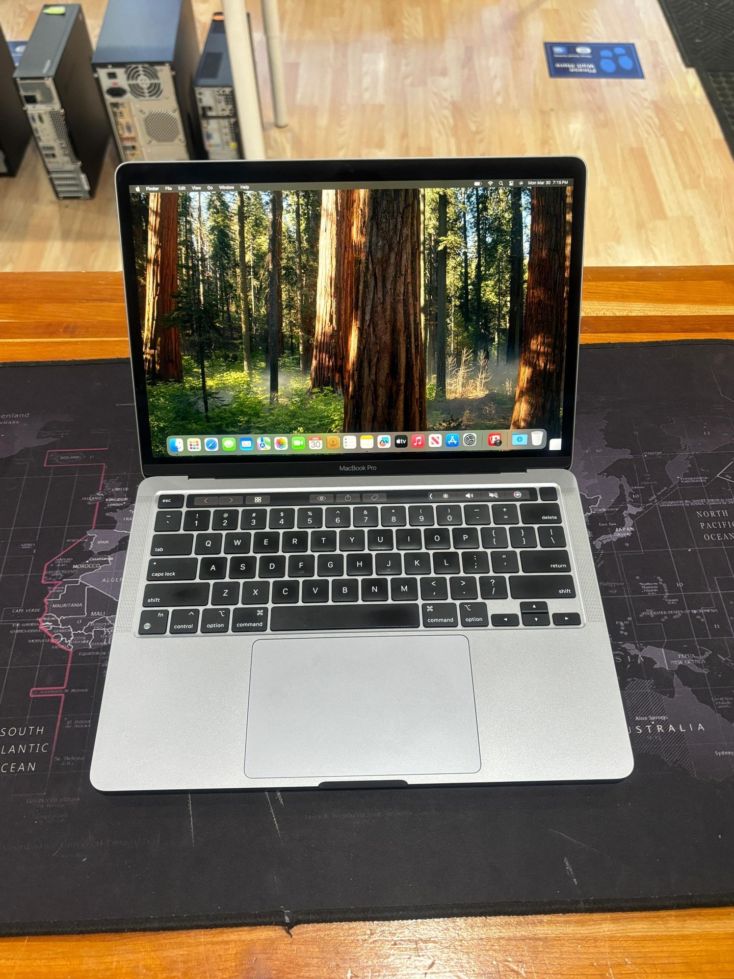 Apple MacBook PRO 13” 2022 TouchBar M2 8GB 512GB SSD