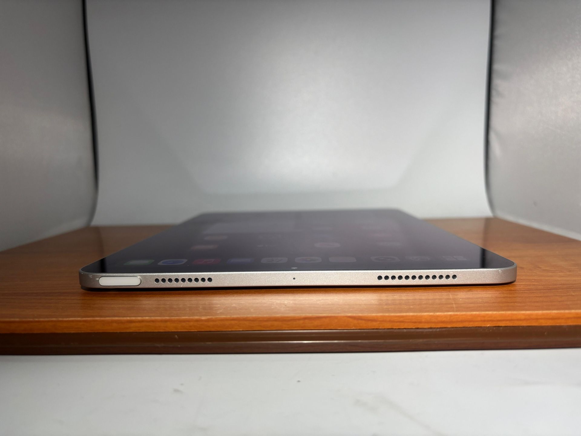 Apple iPad AIR 4th GEN 64GB Fully Functional - photo 5