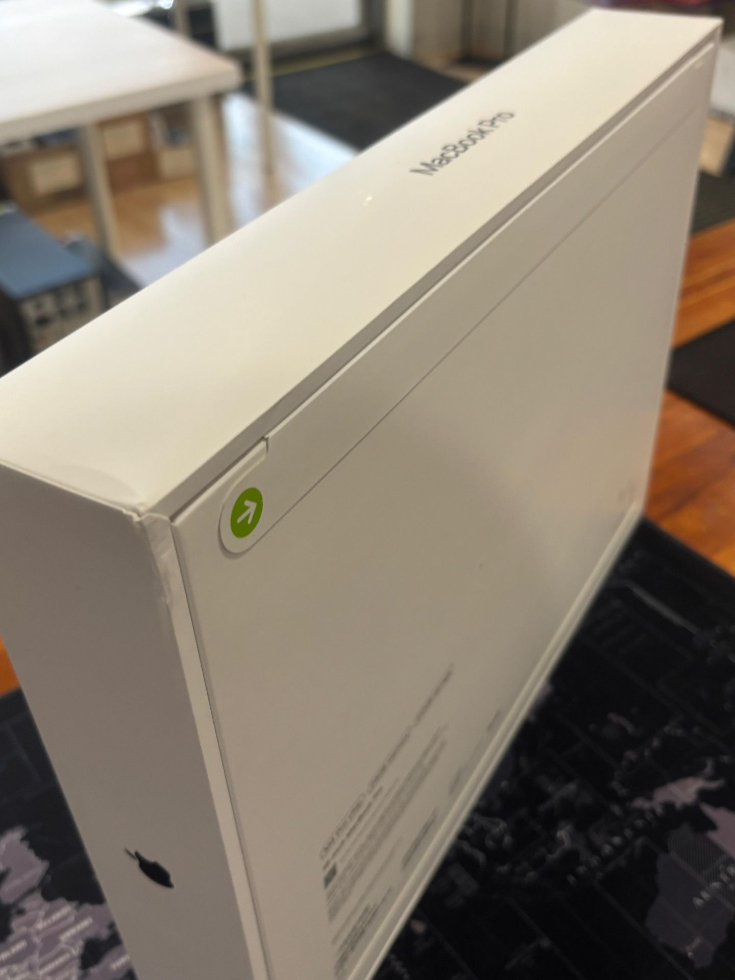 Apple MacBook PRO 16” M4 PRO 24GB 512GB NEW SEALED - photo 3