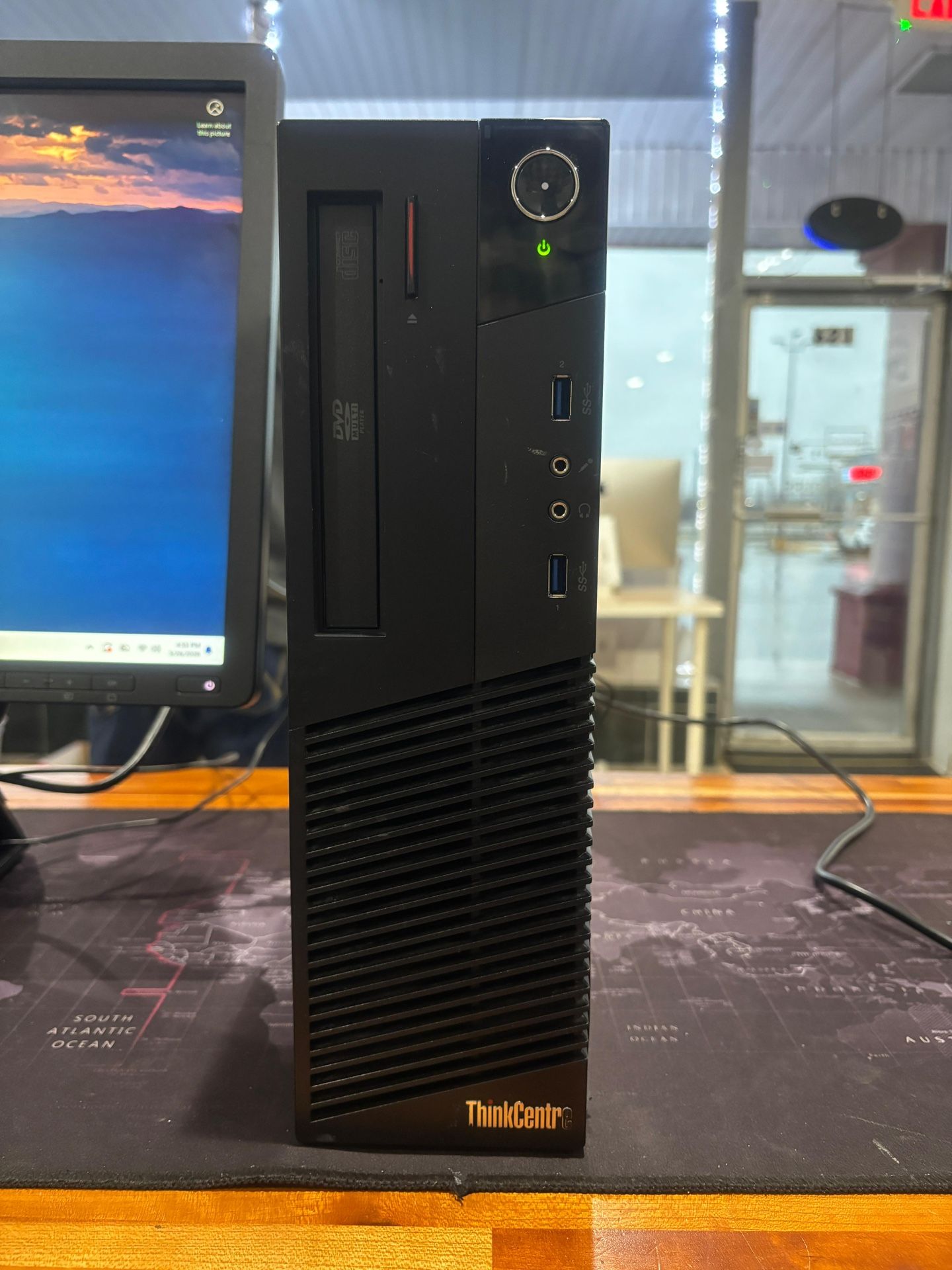 Lenovo ThinkCentre M83 PC - Core i3, 12GB RAM, 120GB SSD, Win 11 - photo 2