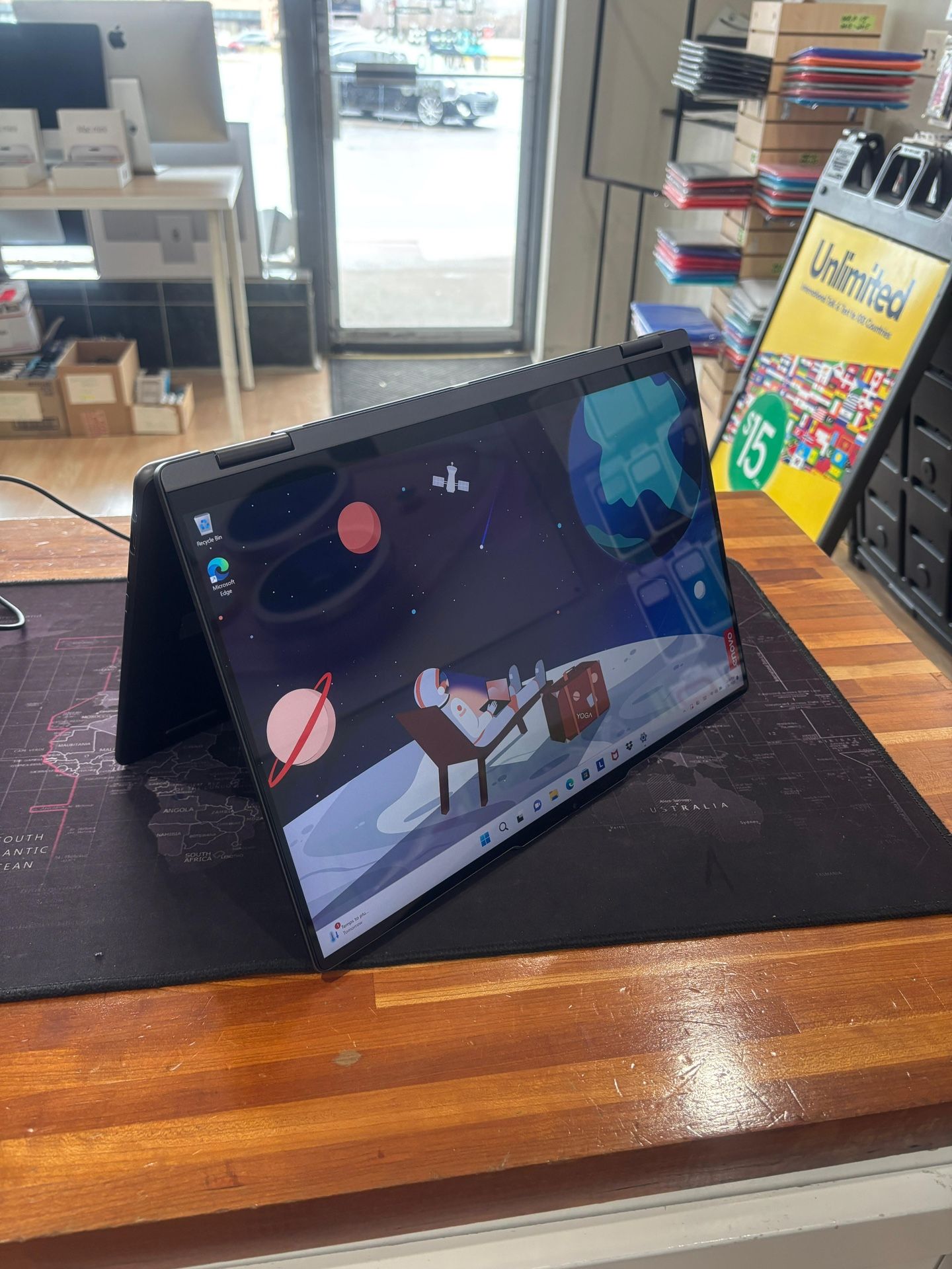 Lenovo Yoga 7 16IRL8 Core i5 16GB 512GB Convertible Touchscreen