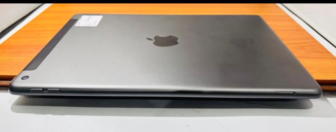 Apple iPad 8 32GB Cellular Unlocked - photo 5