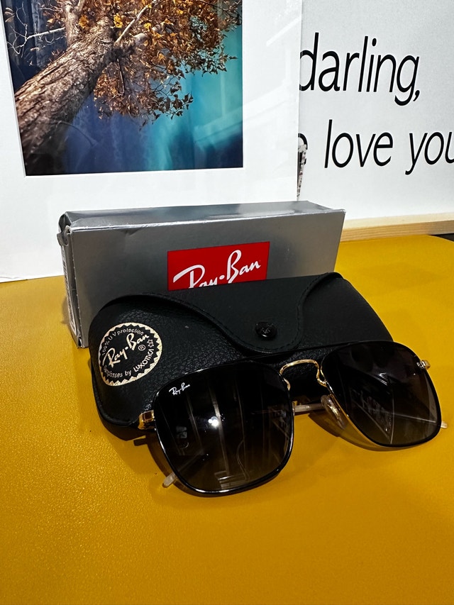 Ray-Ban Sunglasses - photo 3