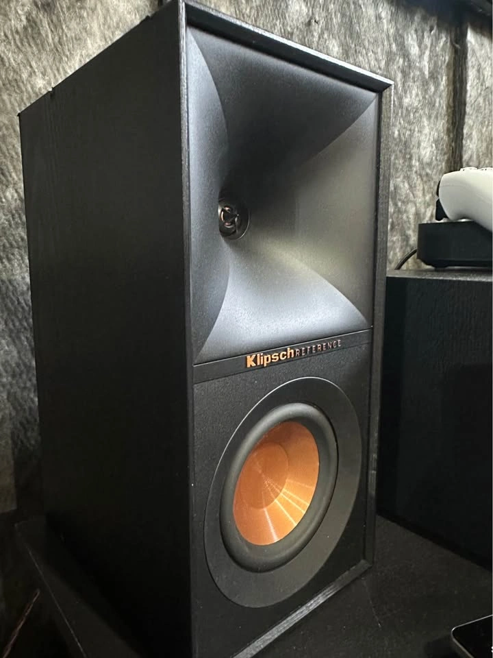 Klipsch Reference R-40M Bookshelf Speakers (Pair) - photo 4