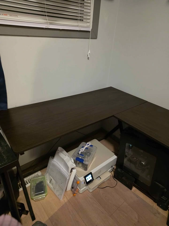 L-shaped Desk - Dark Brown w/ Computer Platform - photo 2