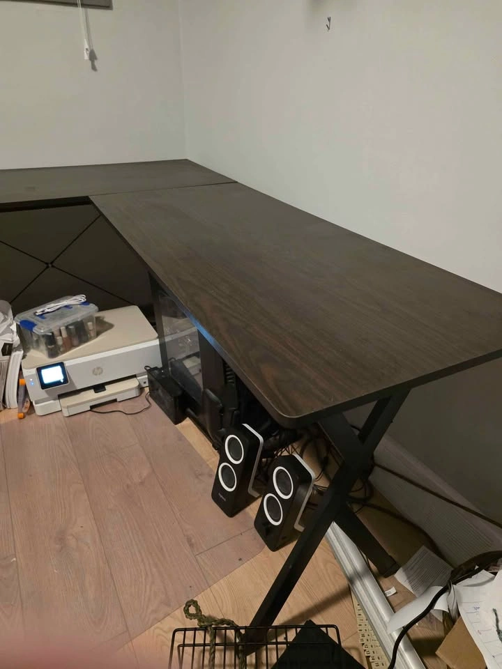 L-shaped Desk - Dark Brown w/ Computer Platform - photo 3