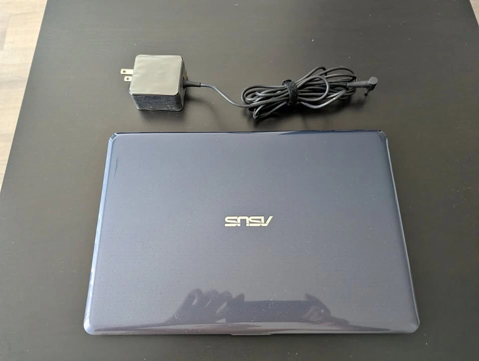 ASUS VivoBook E203N Notebook/Laptop
