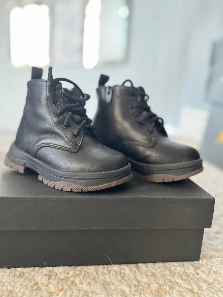 ZARA boys black leather boots - photo 2