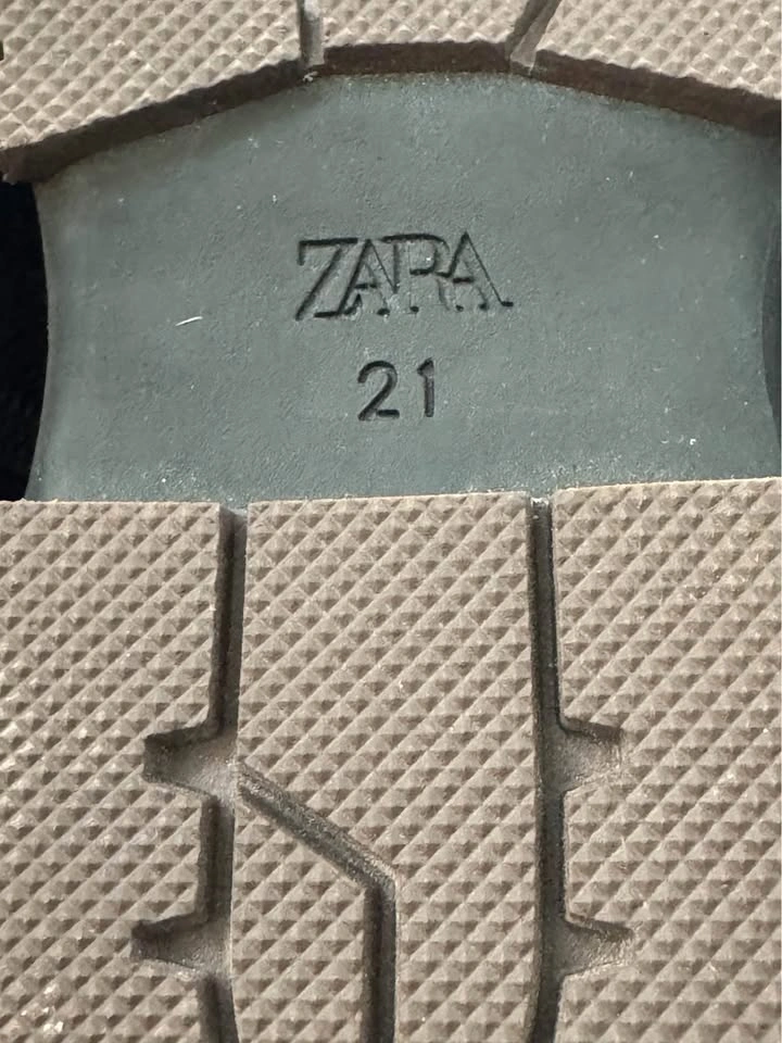 ZARA boys black leather boots - photo 4