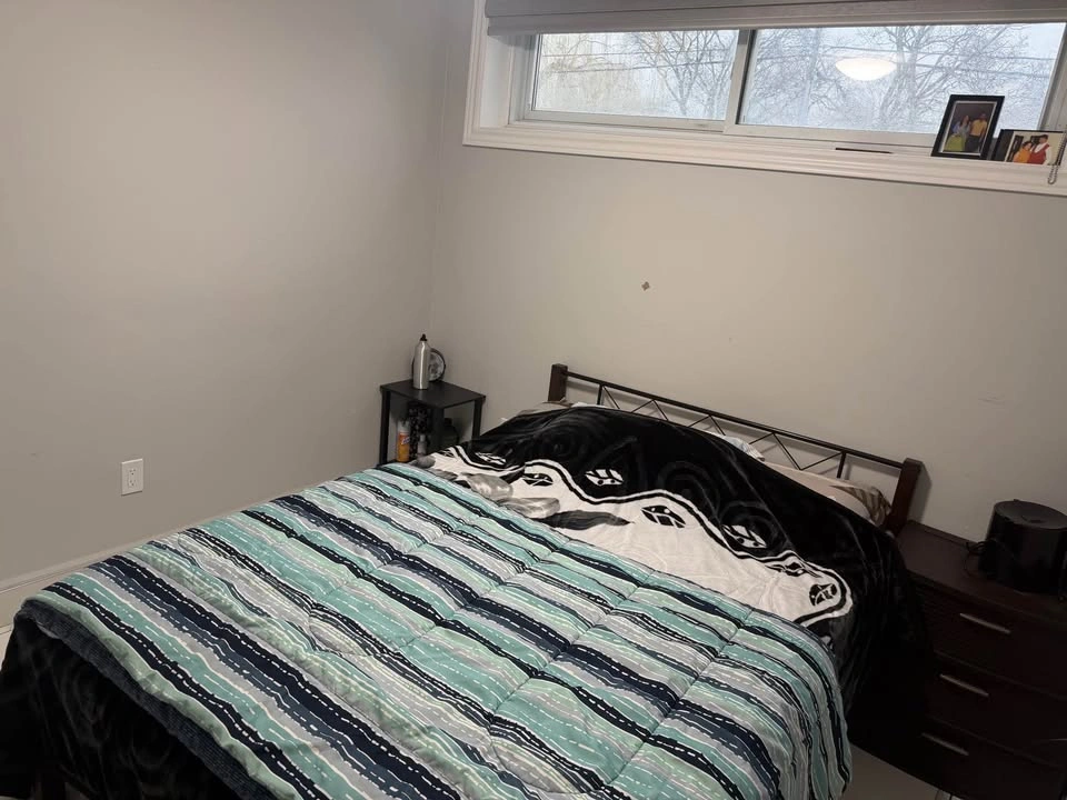 Private Room for Rent - Utilities & Wi-Fi Included - photo 2