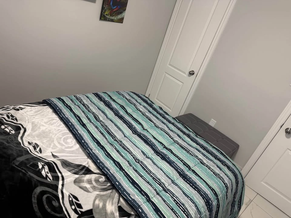 Private Room for Rent - Utilities & Wi-Fi Included - photo 3