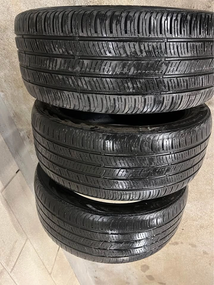 225/45R18 Continental All Season Tires (Set of 3) - photo 3