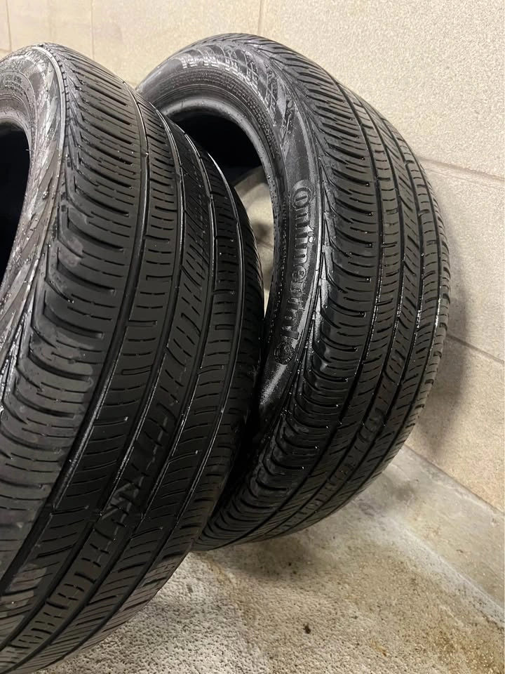 225/45R18 Continental All Season Tires (Set of 3) - photo 5
