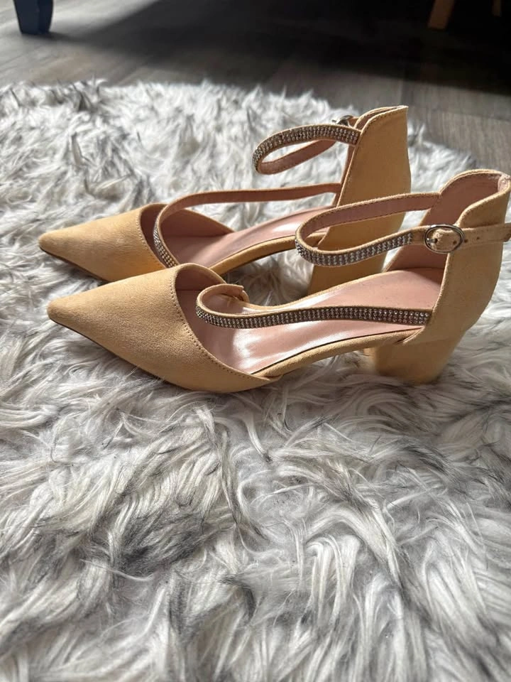 Brand new shoes size 7.5