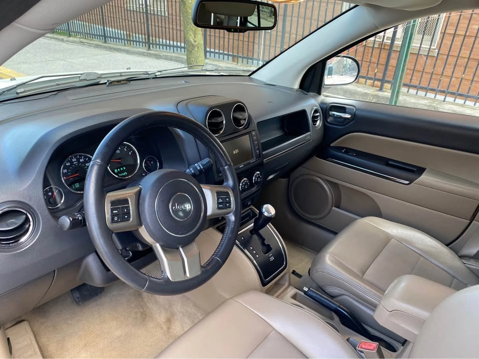 2012 Jeep Compass Limited Sport Utility 4D - photo 5