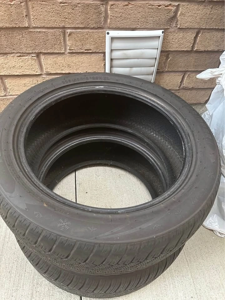 Michelin Defender LTX M/S 275/55R20 Tires - photo 3